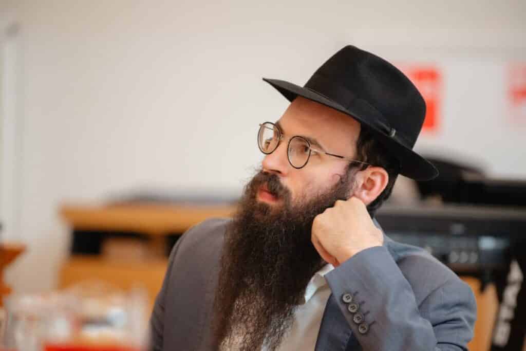 מעמד מרומם לרגל סיום שנת הלימודים בישיבה לצעירים במוסקבה מעמד מרומם לרגל סיום שנת הלימודים בישיבה לצעירים במוסקבה