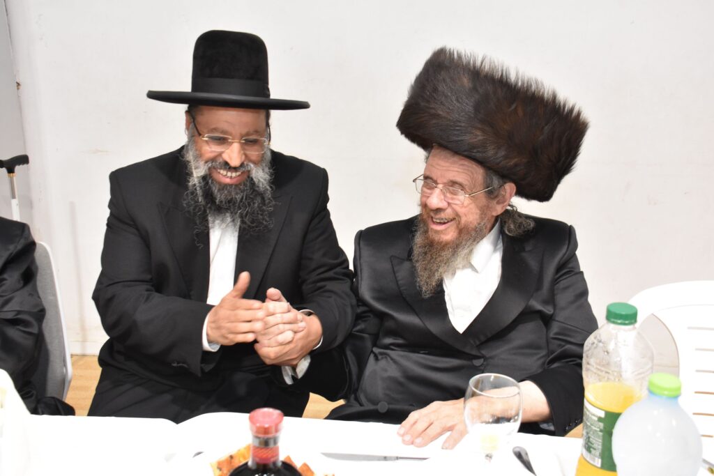 שמחת השבע ברכות לנכדת הגאון הגדול רבי משה נחשוני שליט"א שמחת השבע ברכות לנכדת הגאון הגדול רבי משה נחשוני שליט"א