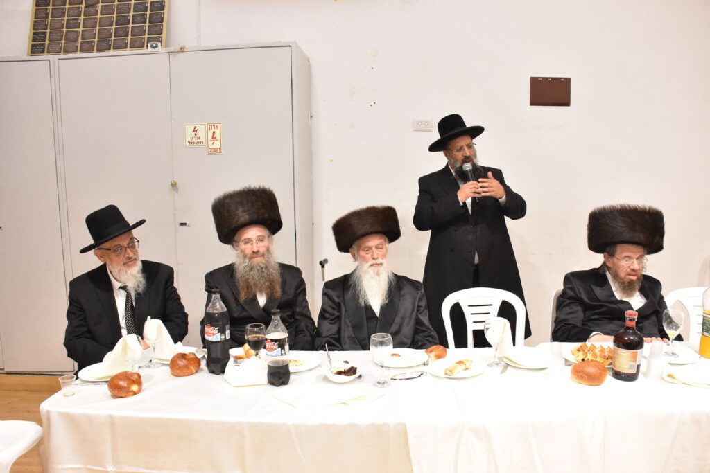 שמחת השבע ברכות לנכדת הגאון הגדול רבי משה נחשוני שליט"א שמחת השבע ברכות לנכדת הגאון הגדול רבי משה נחשוני שליט"א