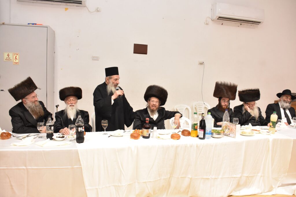 שמחת השבע ברכות לנכדת הגאון הגדול רבי משה נחשוני שליט"א שמחת השבע ברכות לנכדת הגאון הגדול רבי משה נחשוני שליט"א
