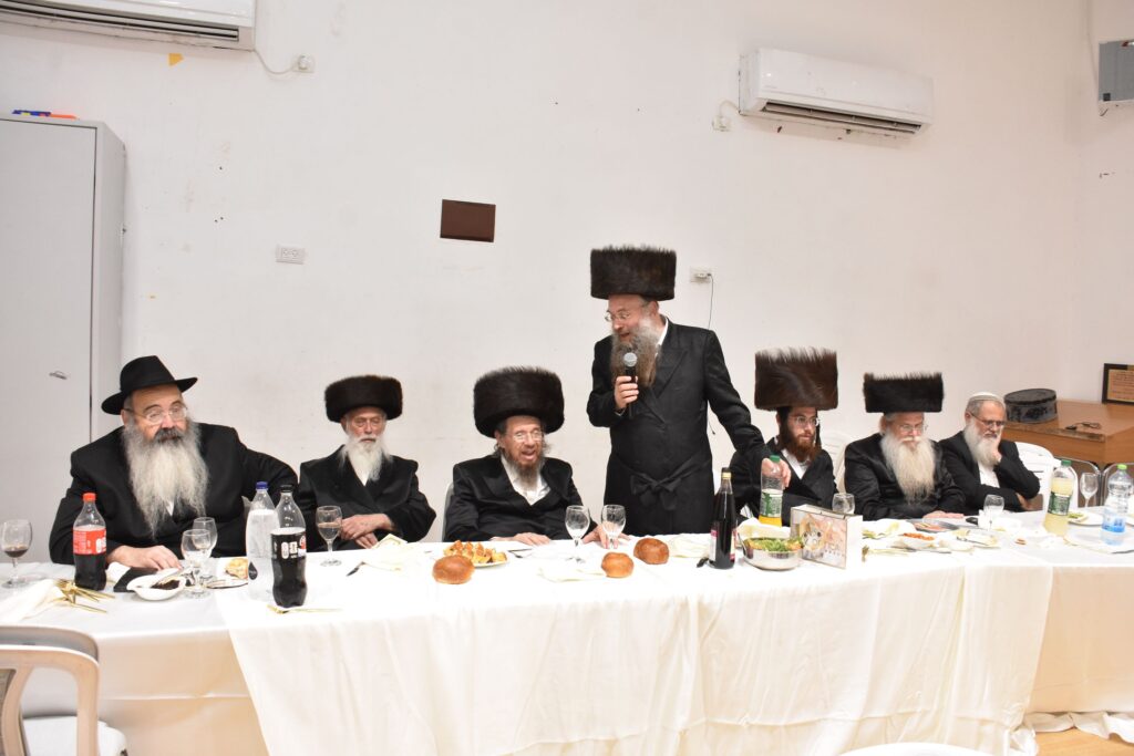שמחת השבע ברכות לנכדת הגאון הגדול רבי משה נחשוני שליט"א שמחת השבע ברכות לנכדת הגאון הגדול רבי משה נחשוני שליט"א