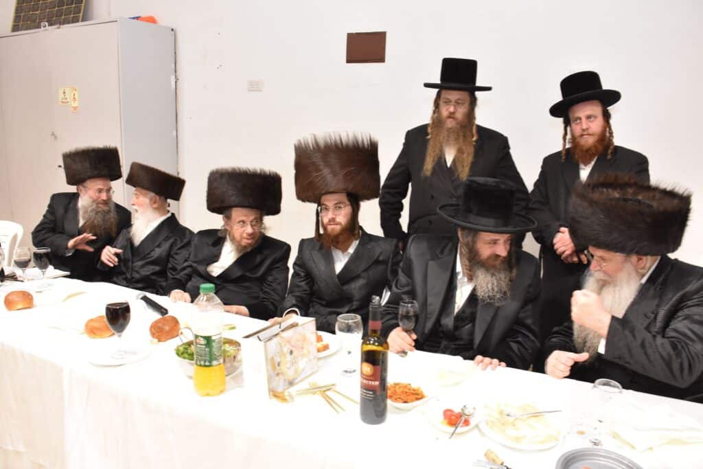 שמחת השבע ברכות לנכדת הגאון הגדול רבי משה נחשוני שליט"א שמחת השבע ברכות לנכדת הגאון הגדול רבי משה נחשוני שליט"א