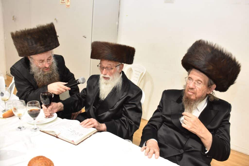 שמחת השבע ברכות לנכדת הגאון הגדול רבי משה נחשוני שליט"א שמחת השבע ברכות לנכדת הגאון הגדול רבי משה נחשוני שליט"א