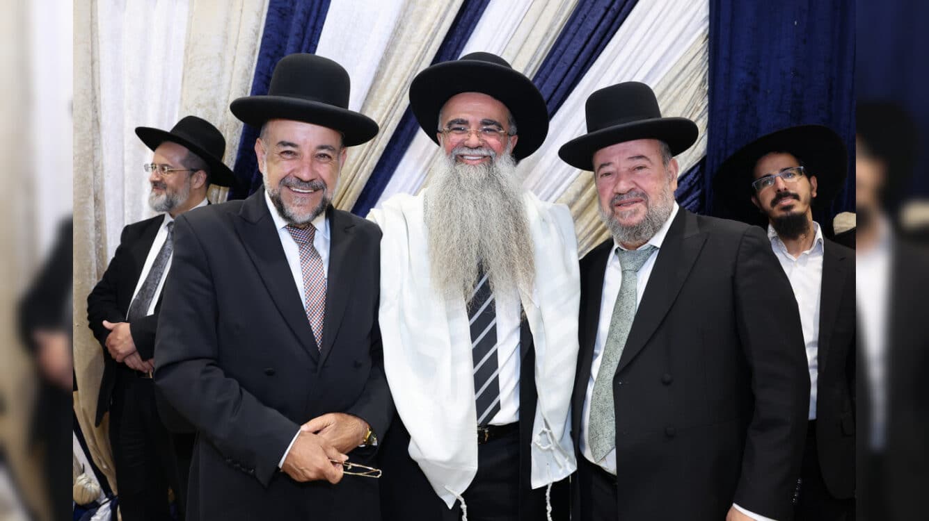 גלריה: הולבש בחלוקא דרבנן - רבה הראשון של חריש הוכתר