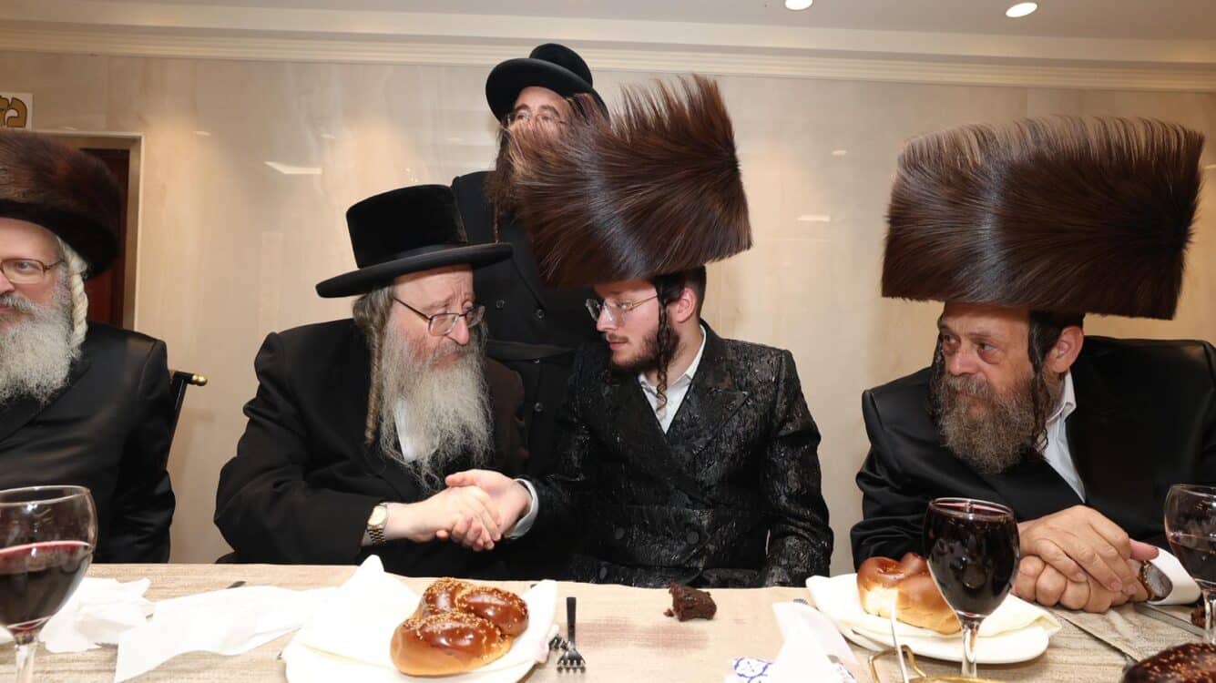 גלריה: שמחת הנישואין לאיש היח"צ ונאמן ביתו של אדמו"ר מביאלא