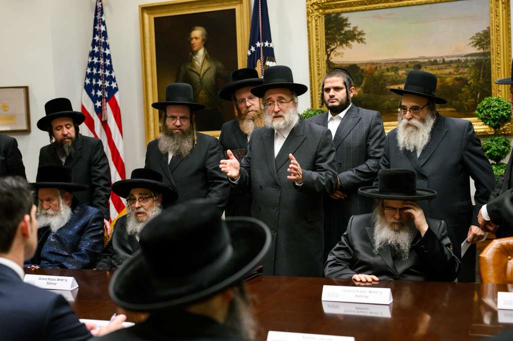 בבית הלבן: המפגש החריג של האדמו"רים עם טראמפ בבית הלבן: המפגש החריג של האדמו"רים עם טראמפ
