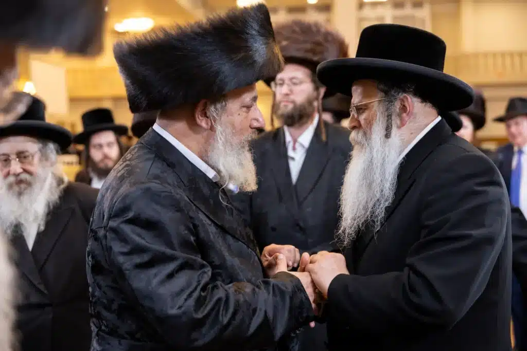שמחת בית רימנוב: נכד האדמו"ר מקאמרנא נישא באנטוורפן שמחת בית רימנוב: נכד האדמו"ר מקאמרנא נישא באנטוורפן