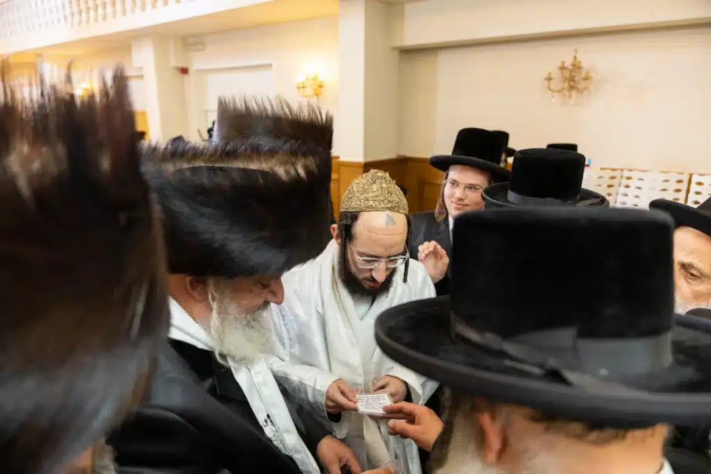 שמחת בית רימנוב: נכד האדמו"ר מקאמרנא נישא באנטוורפן שמחת בית רימנוב: נכד האדמו"ר מקאמרנא נישא באנטוורפן