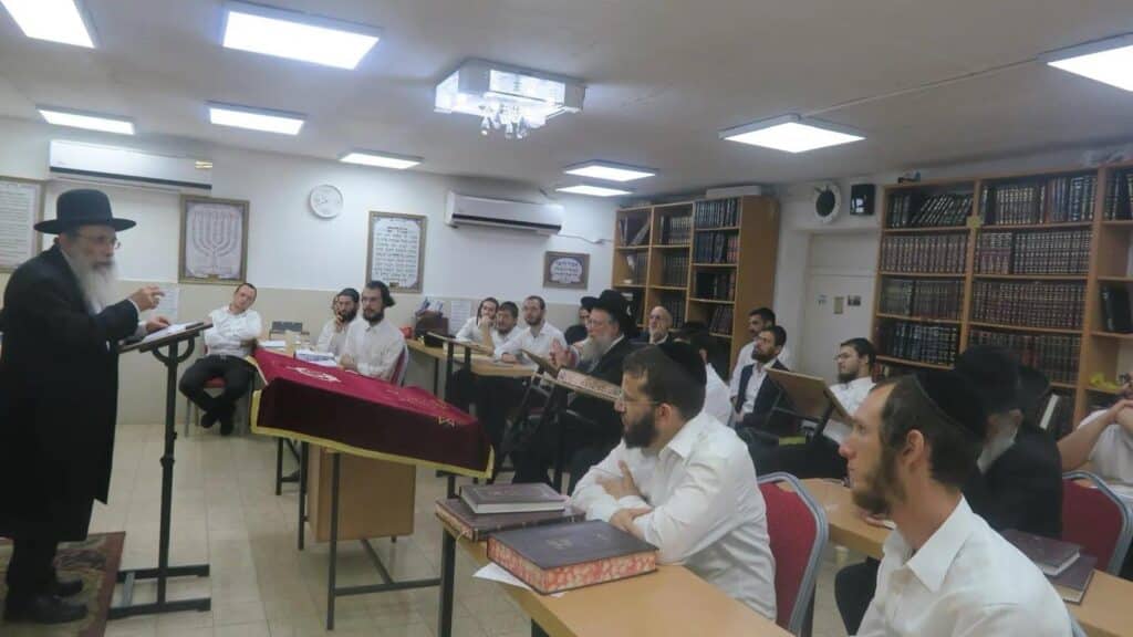 הגר"ש שטיינמן בביקור מיוחד בקהילת האברכים בעיר הצפונית הגר"ש שטיינמן בביקור מיוחד בקהילת האברכים בעיר הצפונית