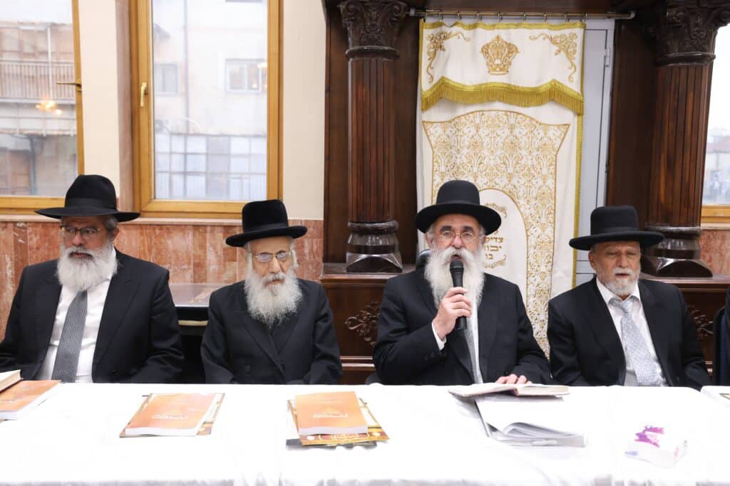 עם חלוקת מלגות: מעמד הקבלת פני רבו האדיר של ארגון "מסורת" עם חלוקת מלגות: מעמד הקבלת פני רבו האדיר של ארגון "מסורת"