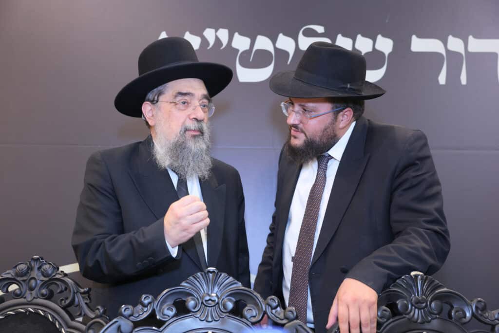 מעמד מרומם בב"ב: גדולי הדור התכנסו להוקיר את מאות האברכים מעמד מרומם בב"ב: גדולי הדור התכנסו להוקיר את מאות האברכים