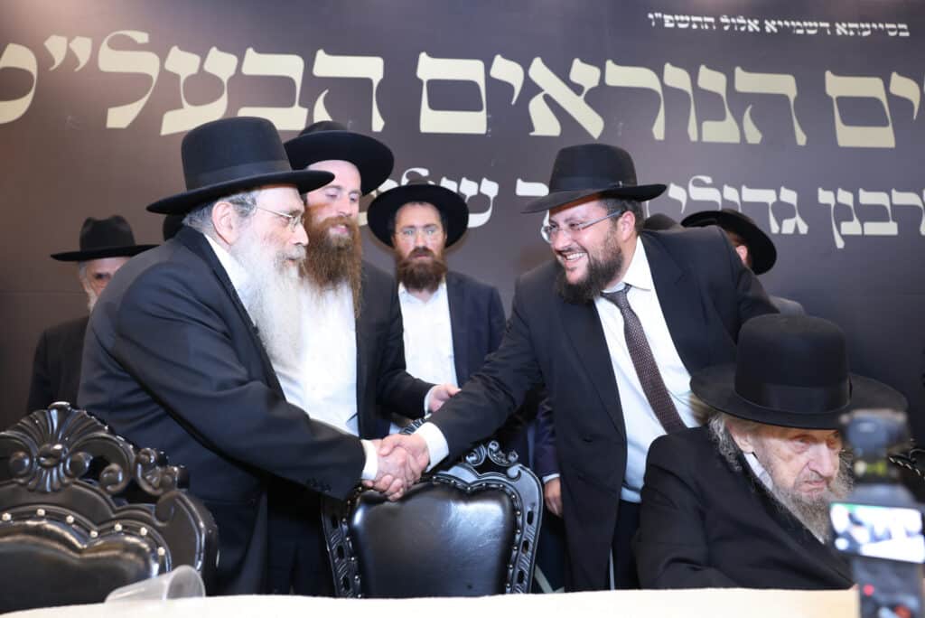 מעמד מרומם בב"ב: גדולי הדור התכנסו להוקיר את מאות האברכים מעמד מרומם בב"ב: גדולי הדור התכנסו להוקיר את מאות האברכים