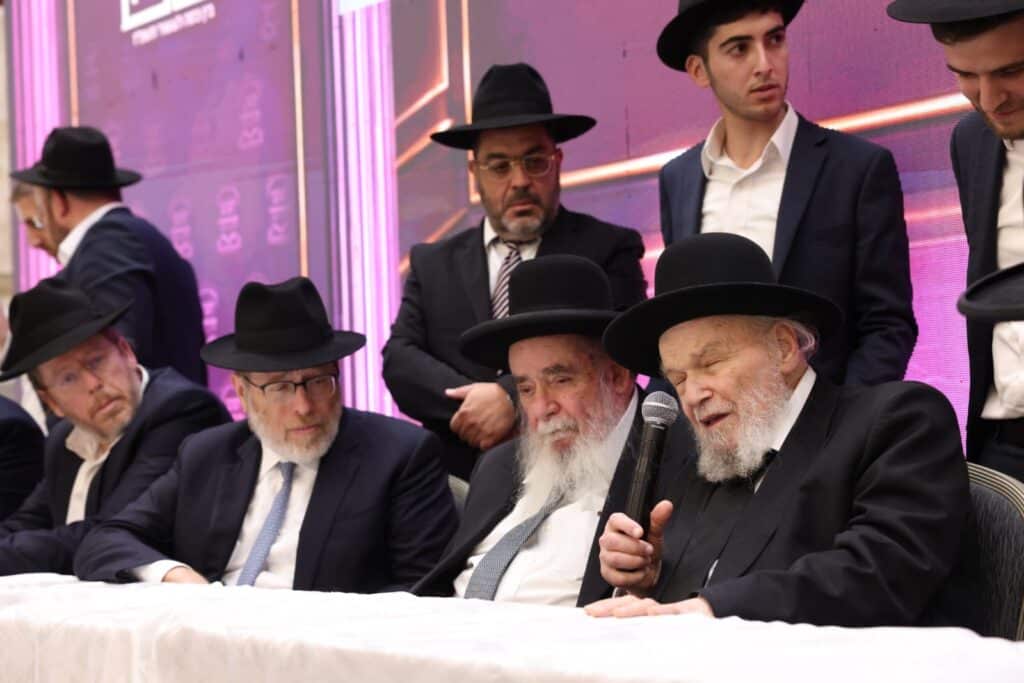 עשרות אלפי בנות סמינרים בכינוסי ענק לקראת יום ההתרמה עשרות אלפי בנות סמינרים בכינוסי ענק לקראת יום ההתרמה
