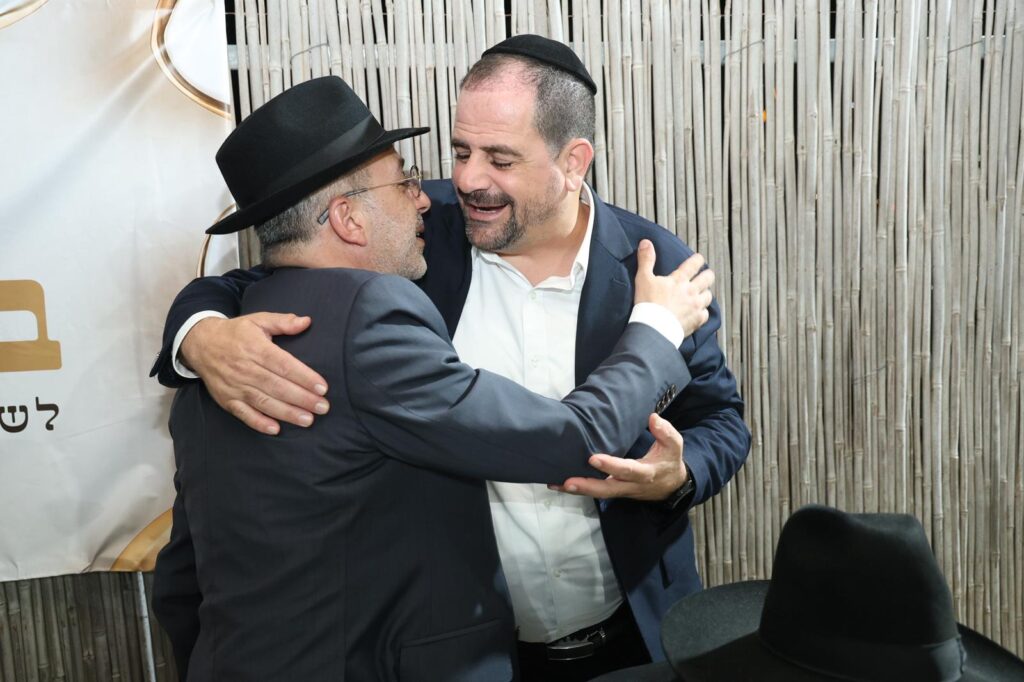 שמחת שבע ברכות לבתו של ח"כ ארז מלול - רבנים ואישי ציבור השתתפו שמחת שבע ברכות לבתו של ח"כ ארז מלול - רבנים ואישי ציבור השתתפו