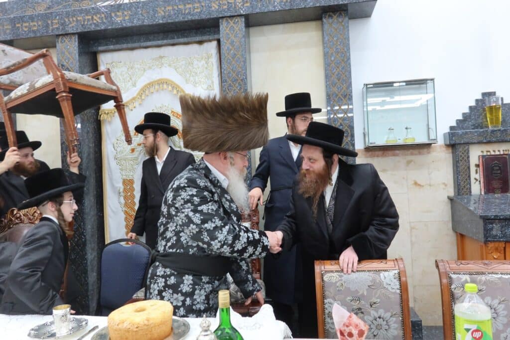שמחת הבר מצוה לנכד כ"ק האדמו"ר מקרעטשניף - קרית גת שמחת הבר מצוה לנכד כ"ק האדמו"ר מקרעטשניף - קרית גת