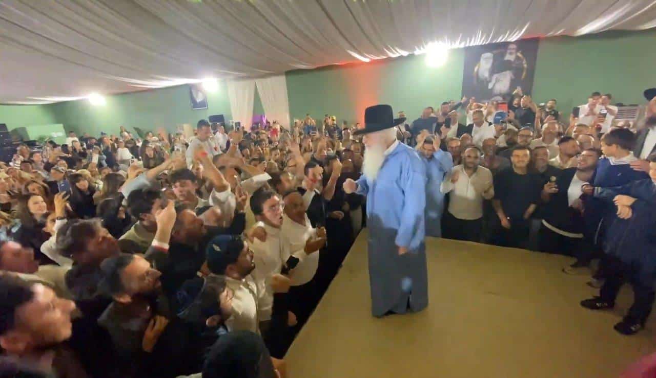הכנסת ס"ת וסליחות בחצות: הילולת הרה"ק רבי חיים פינטו במרוקו