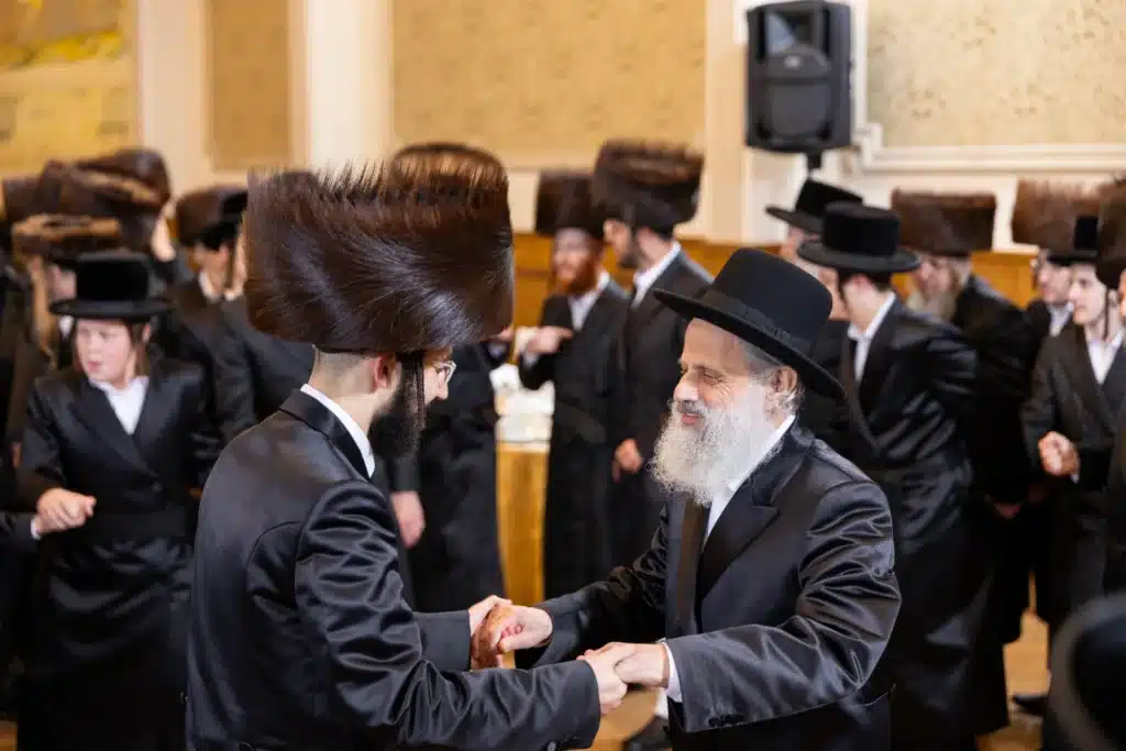 שמחת בית רימנוב: נכד האדמו"ר מקאמרנא נישא באנטוורפן שמחת בית רימנוב: נכד האדמו"ר מקאמרנא נישא באנטוורפן