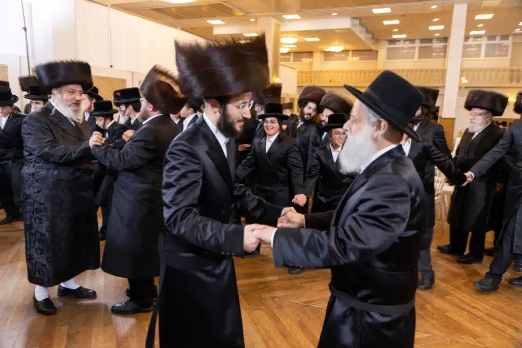 שמחת בית רימנוב: נכד האדמו"ר מקאמרנא נישא באנטוורפן שמחת בית רימנוב: נכד האדמו"ר מקאמרנא נישא באנטוורפן