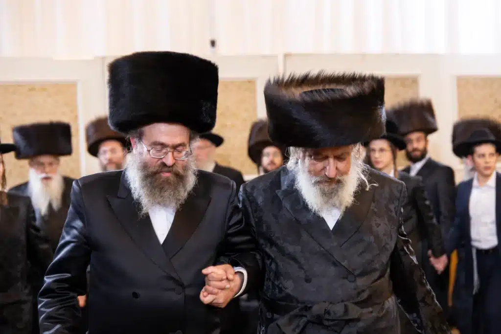 שמחת בית רימנוב: נכד האדמו"ר מקאמרנא נישא באנטוורפן שמחת בית רימנוב: נכד האדמו"ר מקאמרנא נישא באנטוורפן