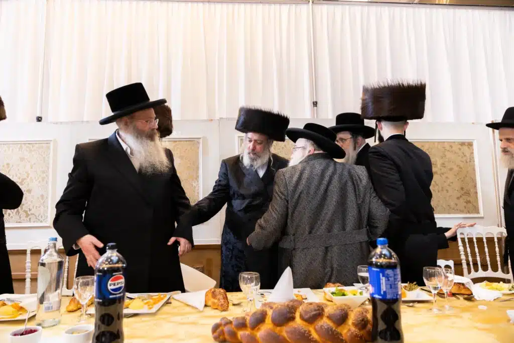 שמחת בית רימנוב: נכד האדמו"ר מקאמרנא נישא באנטוורפן שמחת בית רימנוב: נכד האדמו"ר מקאמרנא נישא באנטוורפן