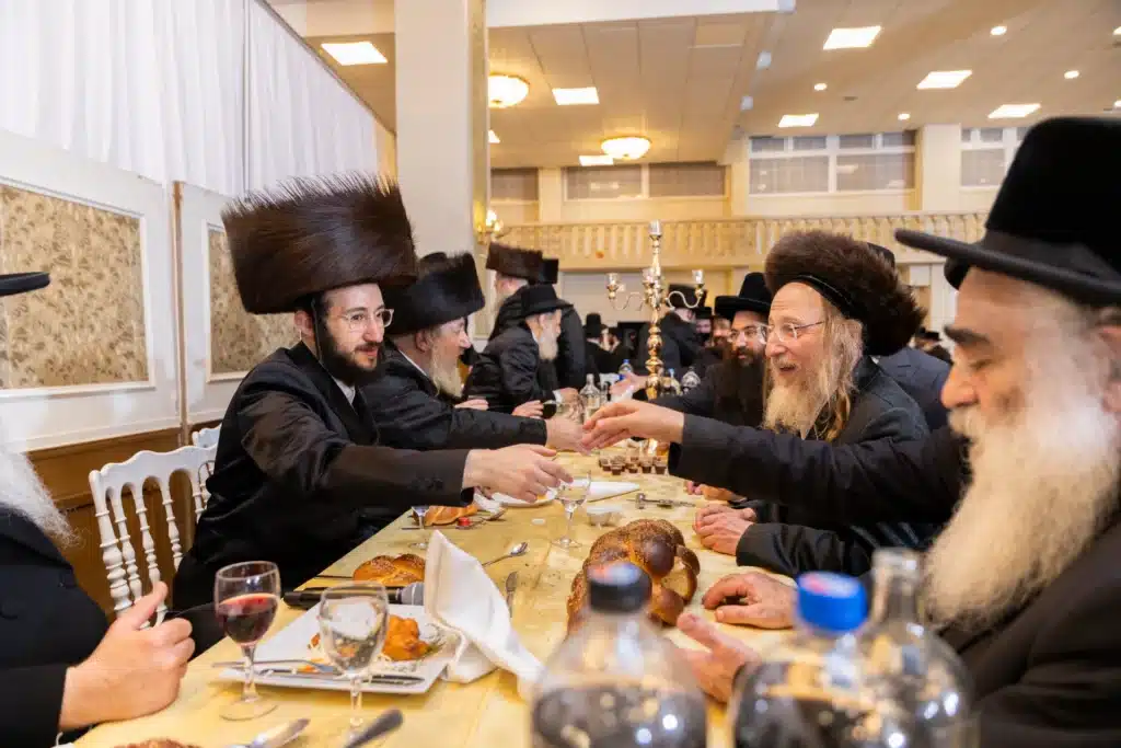 שמחת בית רימנוב: נכד האדמו"ר מקאמרנא נישא באנטוורפן שמחת בית רימנוב: נכד האדמו"ר מקאמרנא נישא באנטוורפן