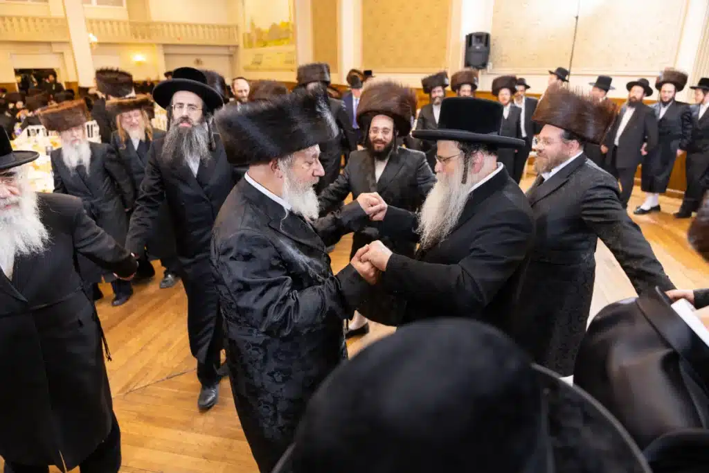 שמחת בית רימנוב: נכד האדמו"ר מקאמרנא נישא באנטוורפן שמחת בית רימנוב: נכד האדמו"ר מקאמרנא נישא באנטוורפן