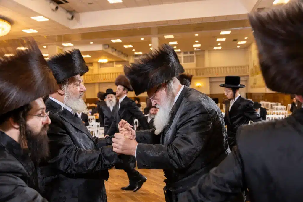 שמחת בית רימנוב: נכד האדמו"ר מקאמרנא נישא באנטוורפן שמחת בית רימנוב: נכד האדמו"ר מקאמרנא נישא באנטוורפן