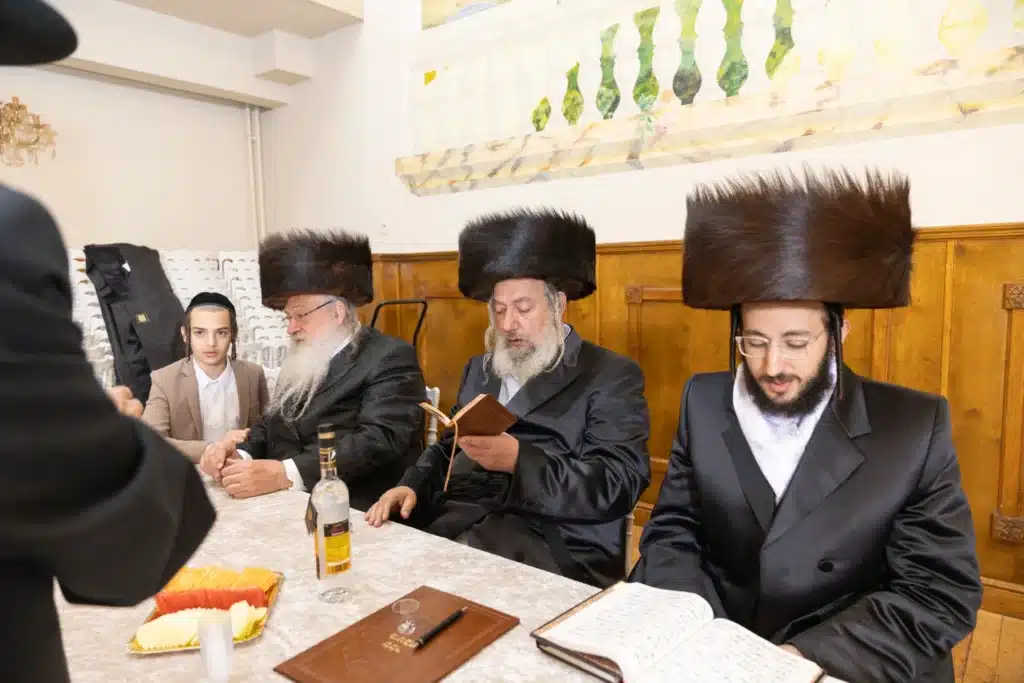 שמחת בית רימנוב: נכד האדמו"ר מקאמרנא נישא באנטוורפן שמחת בית רימנוב: נכד האדמו"ר מקאמרנא נישא באנטוורפן