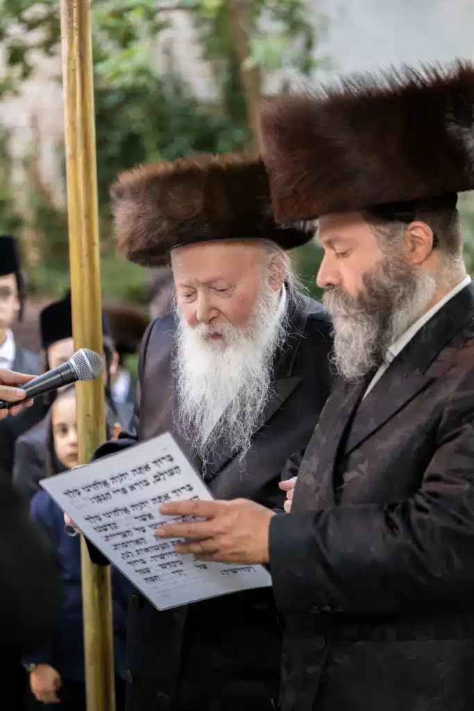 שמחת בית רימנוב: נכד האדמו"ר מקאמרנא נישא באנטוורפן שמחת בית רימנוב: נכד האדמו"ר מקאמרנא נישא באנטוורפן