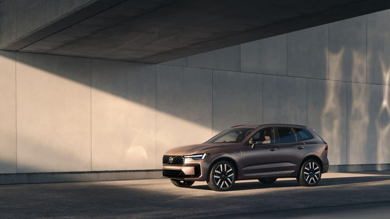 וולוו חושפת גרסאות פלאג-אין ארוכות טווח ל-XC60 ו-XC90