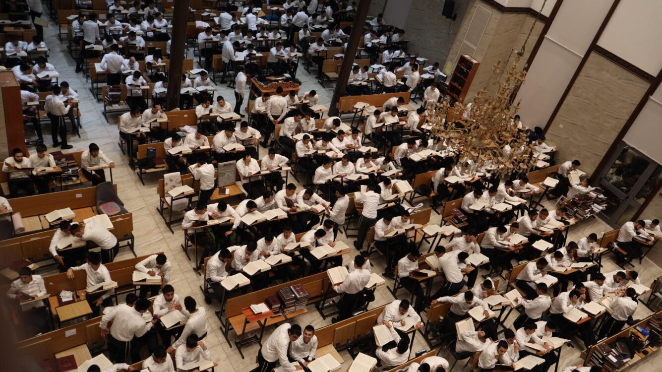 שיא בעולם התורה: 1,050 בחורים בישיבת רכסים