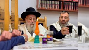 גלריה: הראשון לציון במעמד ההבדלה וברכת הלבנה במוצאי יוה"כ