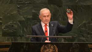 הביפר ששלף והעקיצה לדיפלומטים: נתניהו בנאום תקיף באו"ם