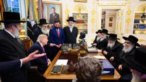 בבית הלבן: המפגש החריג של האדמו"רים עם טראמפ