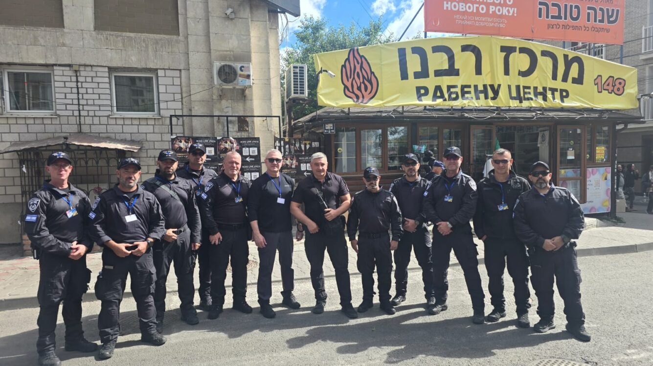 שיא כל הזמנים באומן: עשרות אלפים שהו בציון תחת אזעקות ועוצר