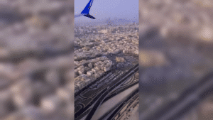 רגעי האימה: המטוס צולל והנוסעים פרצו בזעקות אימה