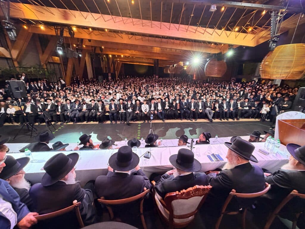 "כל הגולה כמדורת אש": גדולי ישראל במסע חירום בצפון הארץ "כל הגולה כמדורת אש": גדולי ישראל במסע חירום בצפון הארץ