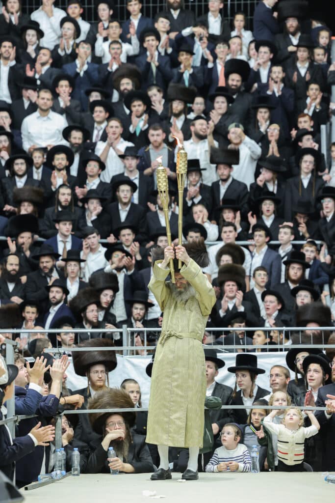 גלריית ענק: שעות של התעלות בשמחת בית השואבה של ר' מיילך גלריית ענק: שעות של התעלות בשמחת בית השואבה של ר' מיילך