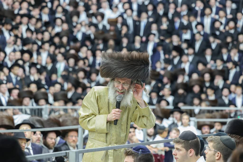 גלריית ענק: שעות של התעלות בשמחת בית השואבה של ר' מיילך גלריית ענק: שעות של התעלות בשמחת בית השואבה של ר' מיילך