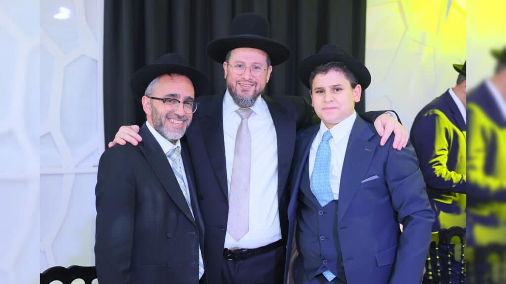 רבנים ואדמו"רים בבר מצווה לבנו של הגר"א דרעי רבנים ואדמו"רים בבר מצווה לבנו של הגר"א דרעי