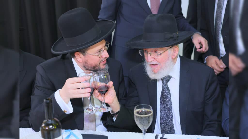 רבנים ואדמו"רים בבר מצווה לבנו של הגר"א דרעי רבנים ואדמו"רים בבר מצווה לבנו של הגר"א דרעי