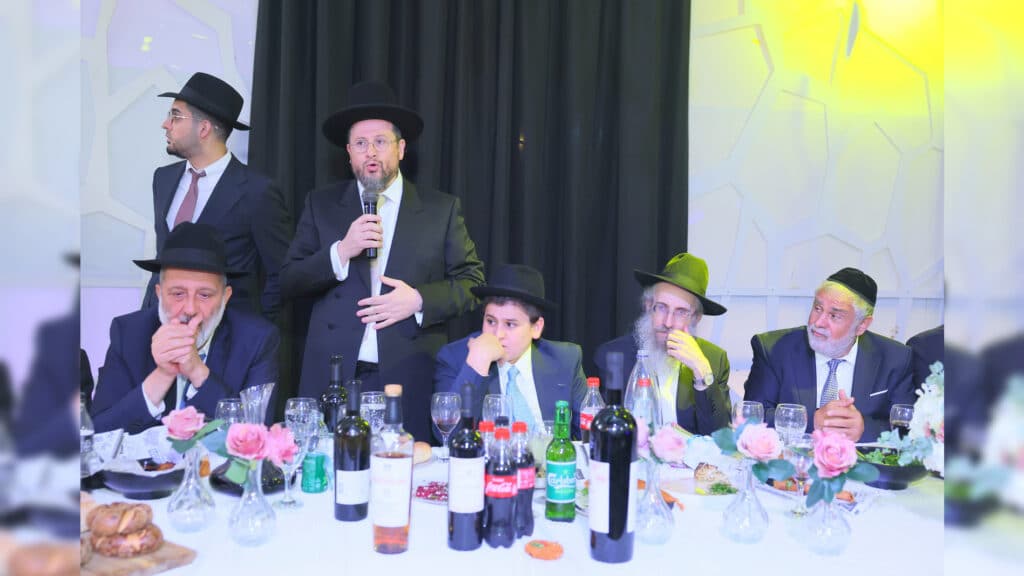 רבנים ואדמו"רים בבר מצווה לבנו של הגר"א דרעי רבנים ואדמו"רים בבר מצווה לבנו של הגר"א דרעי