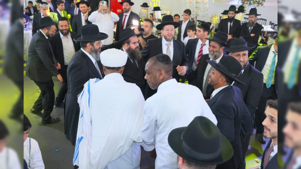 רבנים ואדמו"רים בבר מצווה לבנו של הגר"א דרעי רבנים ואדמו"רים בבר מצווה לבנו של הגר"א דרעי