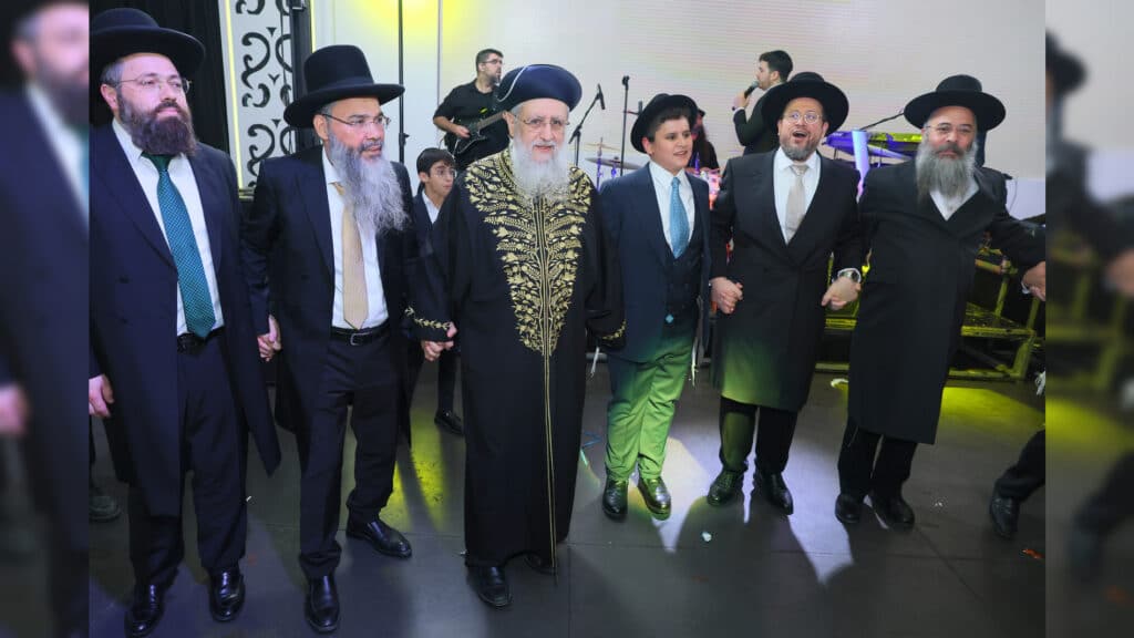 רבנים ואדמו"רים בבר מצווה לבנו של הגר"א דרעי רבנים ואדמו"רים בבר מצווה לבנו של הגר"א דרעי