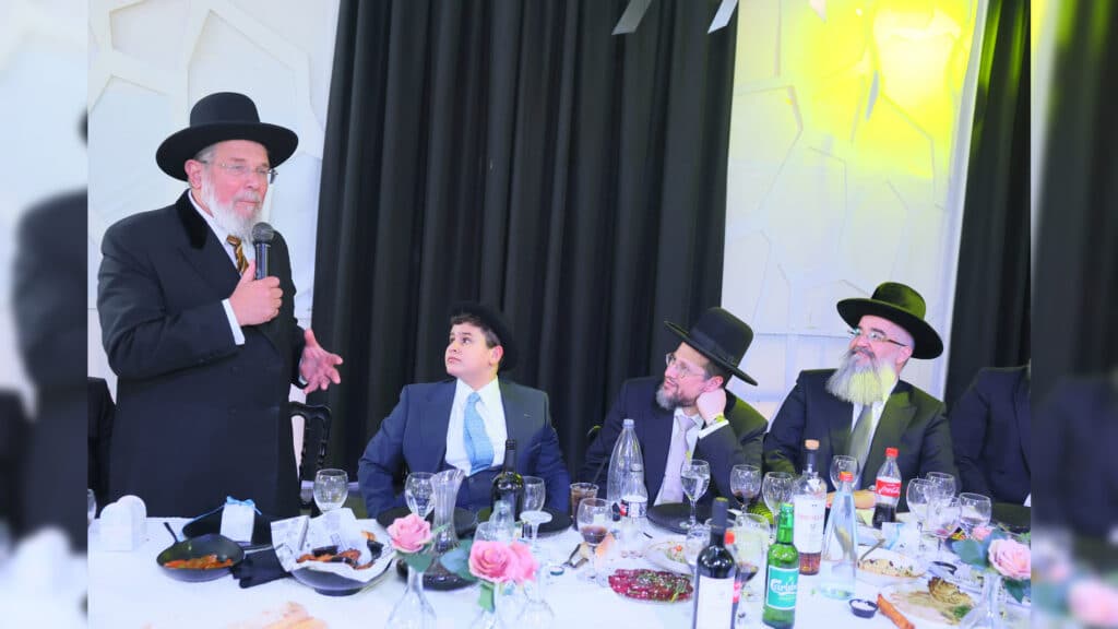 רבנים ואדמו"רים בבר מצווה לבנו של הגר"א דרעי רבנים ואדמו"רים בבר מצווה לבנו של הגר"א דרעי