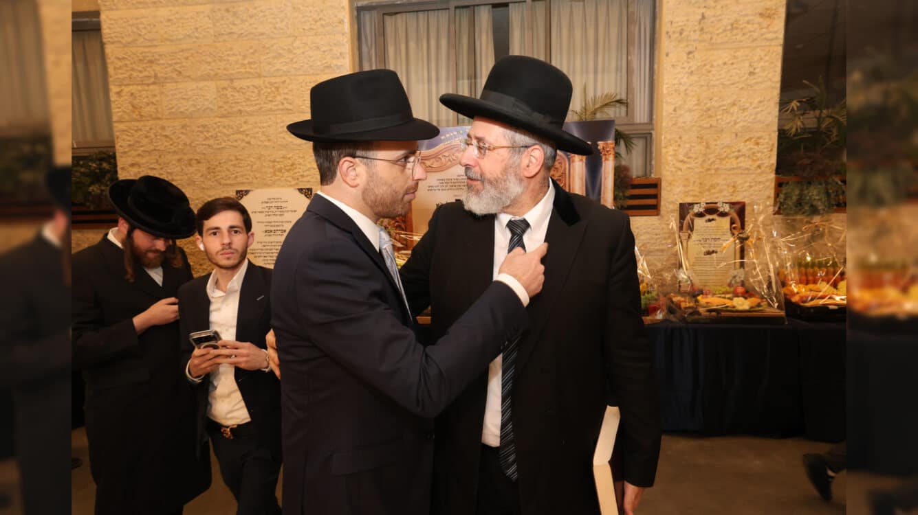שמחת בר המצווה לבנו של בכיר יהדות התורה