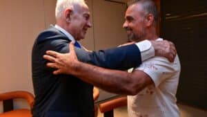 נאום נתניהו והמטוס מדובאי חשפו את הבעיה של הפוליטיקאים