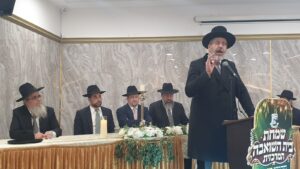 בהשתתפות הגר"ד לאו: בתל ציון חגגו את שמחת בית השואבה