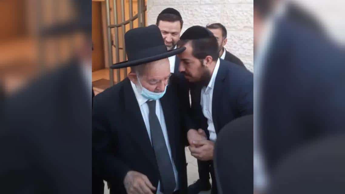 "ביזוי כבוד התורה": מנהיג הפלג הורה לצאת מחר למחאות ענק