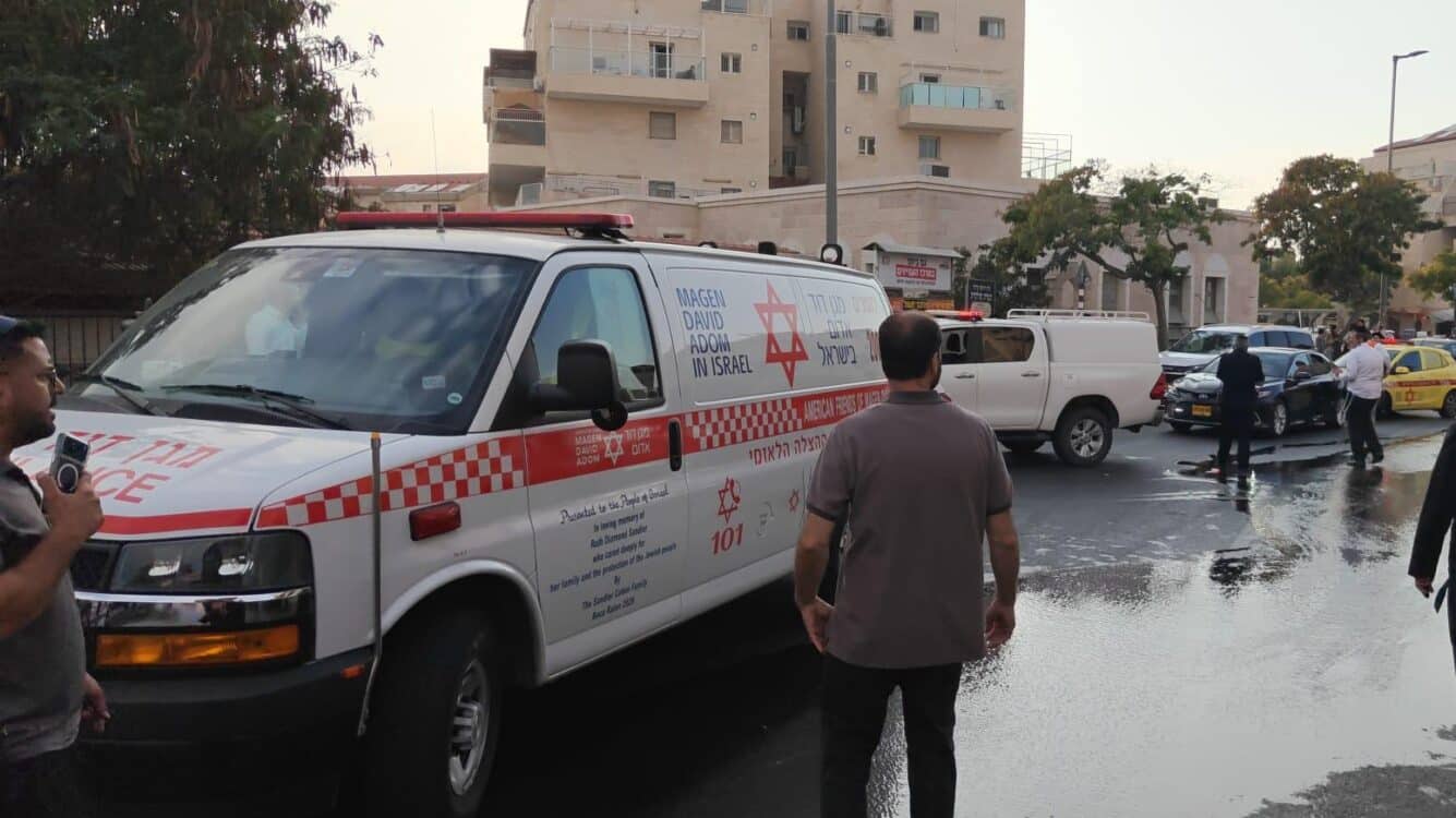 פיצוץ בביתר עילית: ילד בן 10 נפצע אנוש במהלך שריפת פסולת